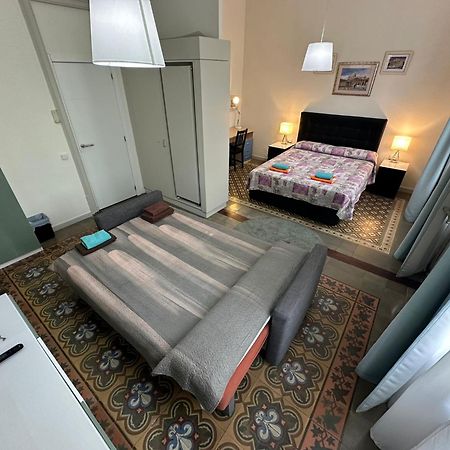 Rooms Rumila Βαρκελώνη Εξωτερικό φωτογραφία