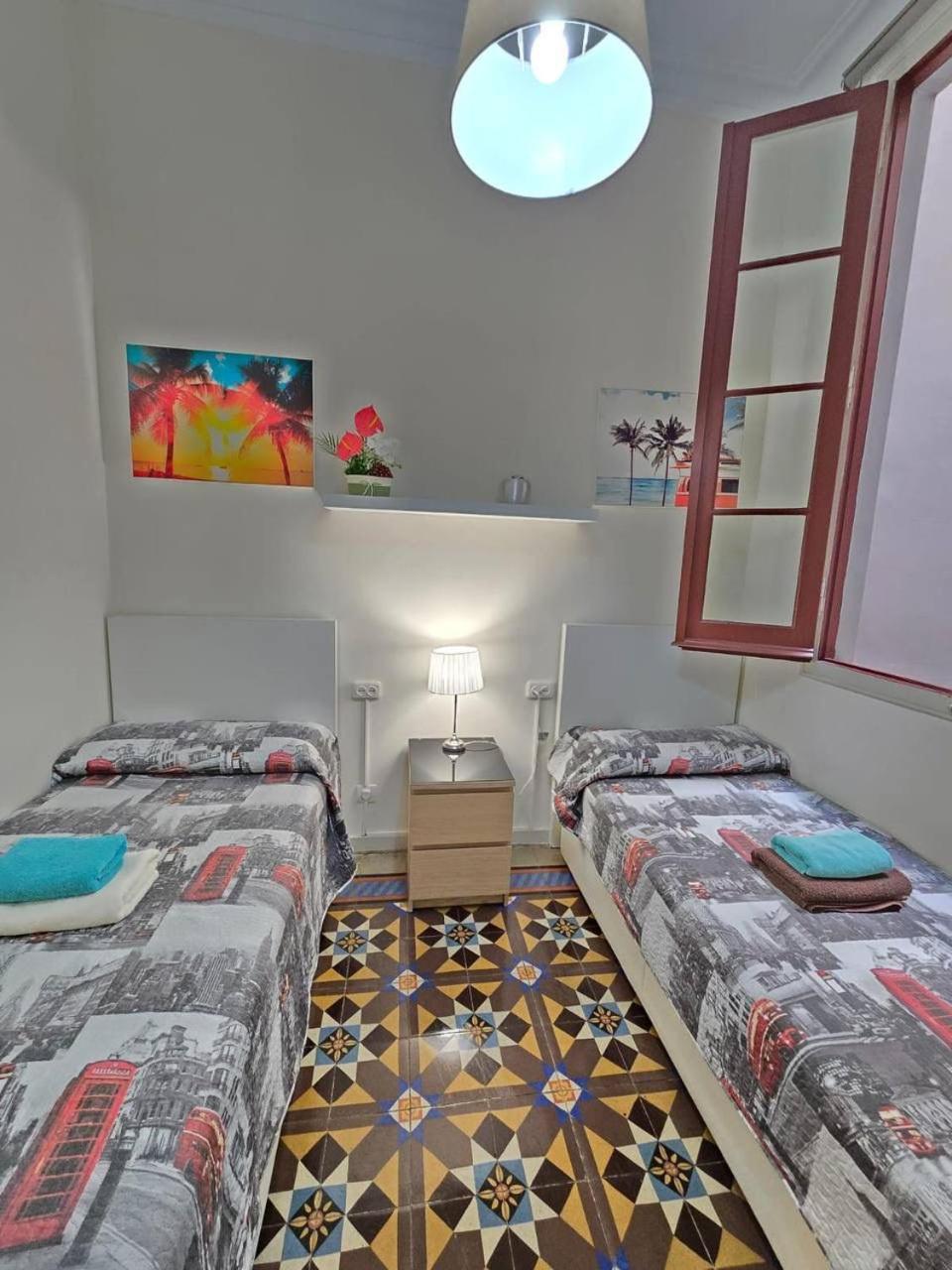 Rooms Rumila Βαρκελώνη Εξωτερικό φωτογραφία